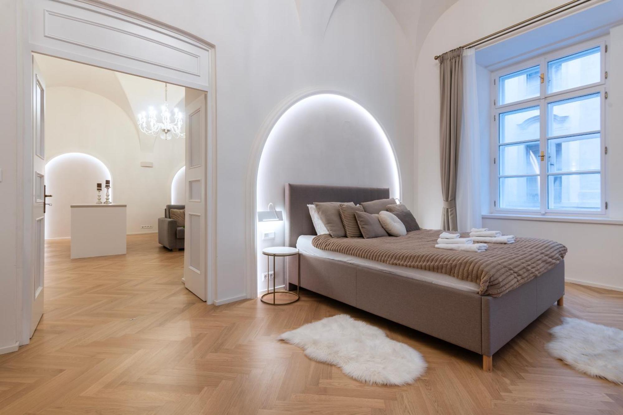 Arch Iv. Apartment Praha Bagian luar foto