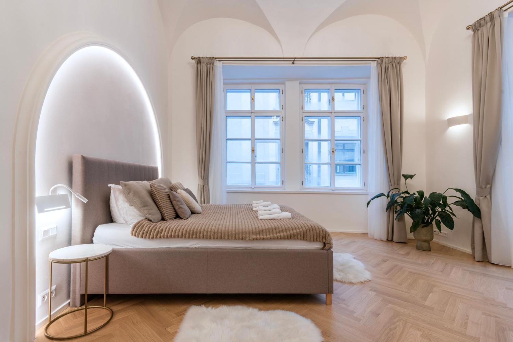 Arch Iv. Apartment Praha Bagian luar foto